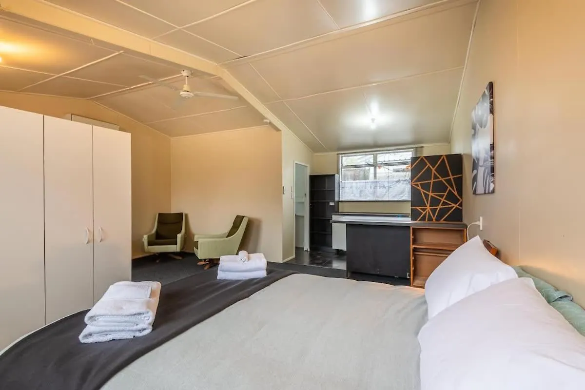 Villa Mutts Mtbs & Mud Pools Rotorua Ferienhaus